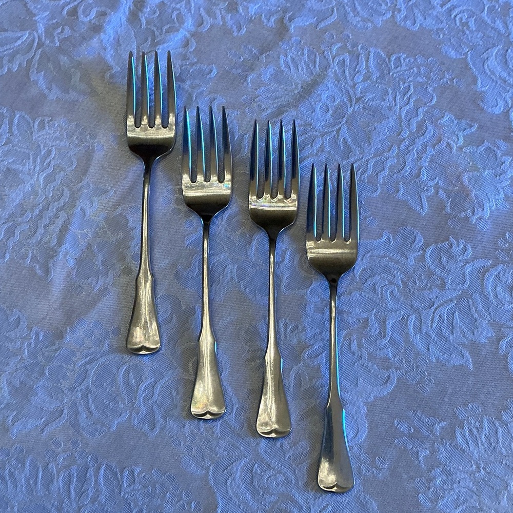 Oneida Stainless Salad Fork Set